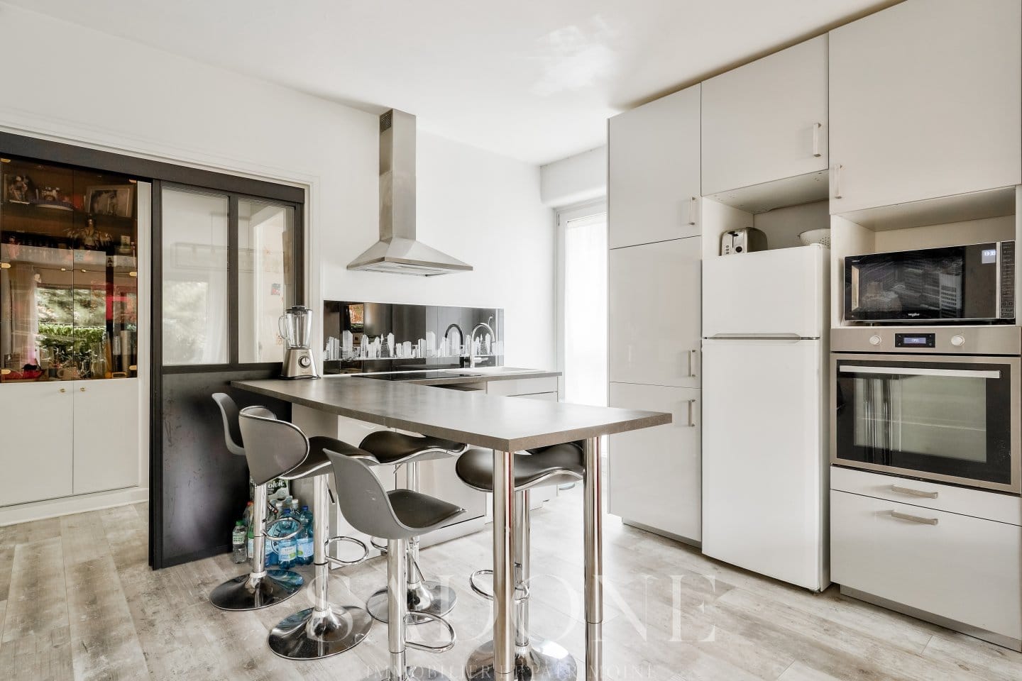 Appartement Neuilly Sur Seine 3 pièce(s) 71.91 m2