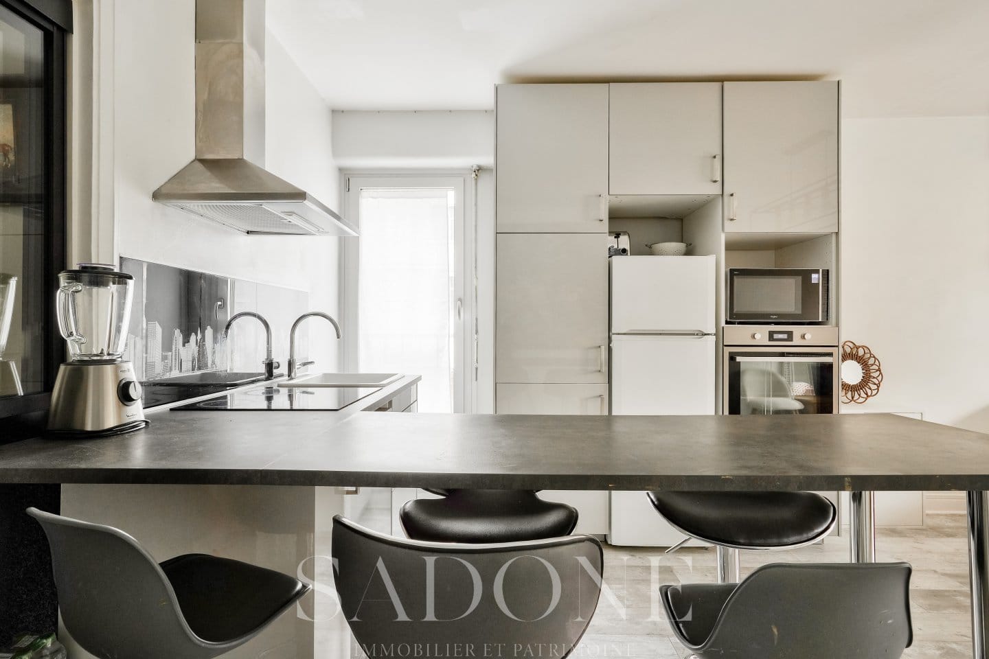 Appartement Neuilly Sur Seine 3 pièce(s) 71.91 m2