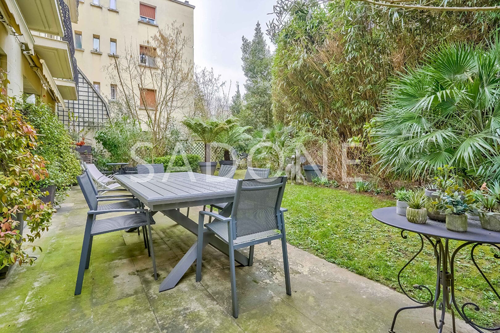 Appartement  à vendre – Neuilly-sur-Seine – Saint-James –  2/3 chambres – jardin