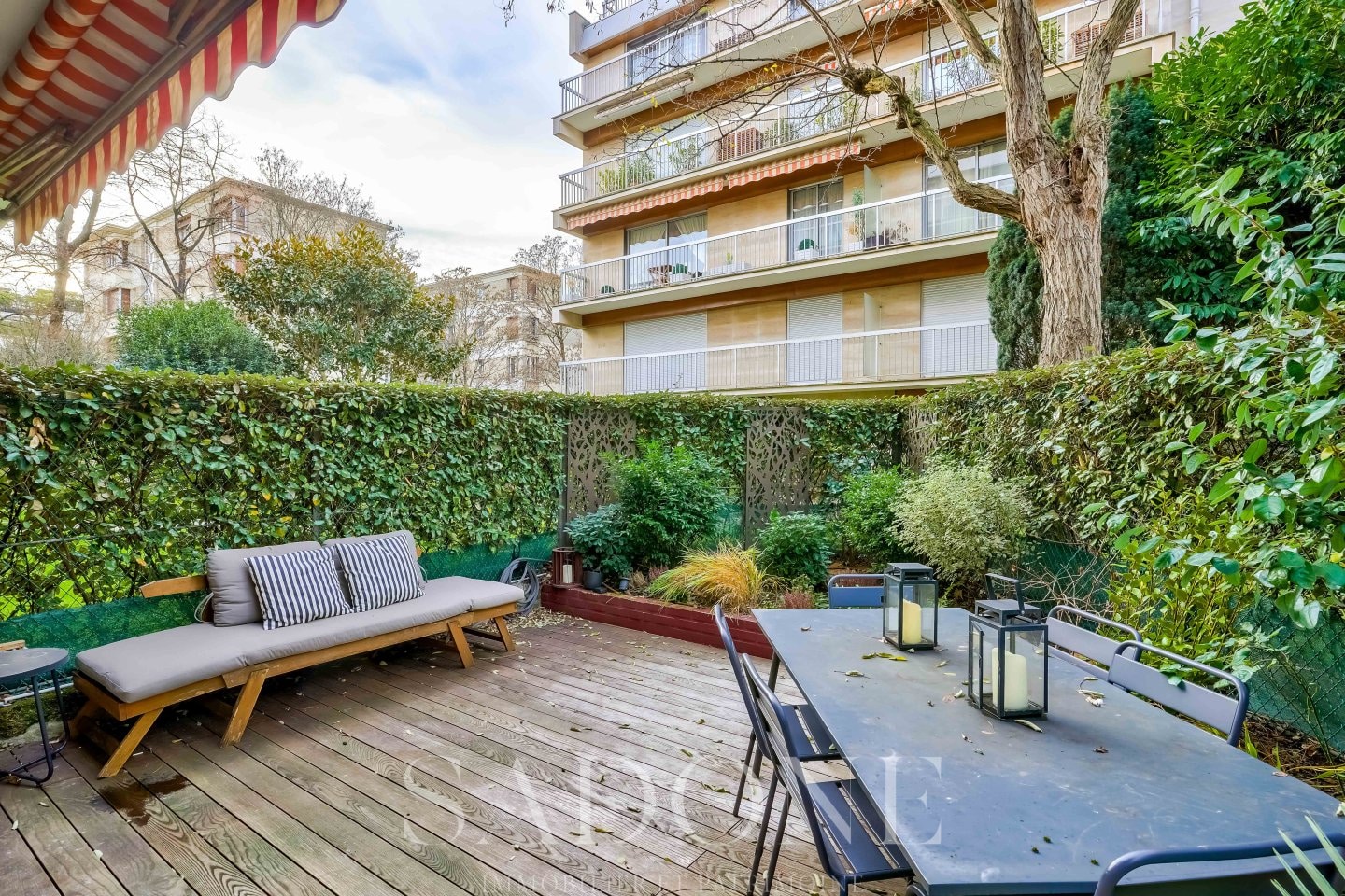 Appartement Neuilly Sur Seine 4 pièce(s) 80.25 m2