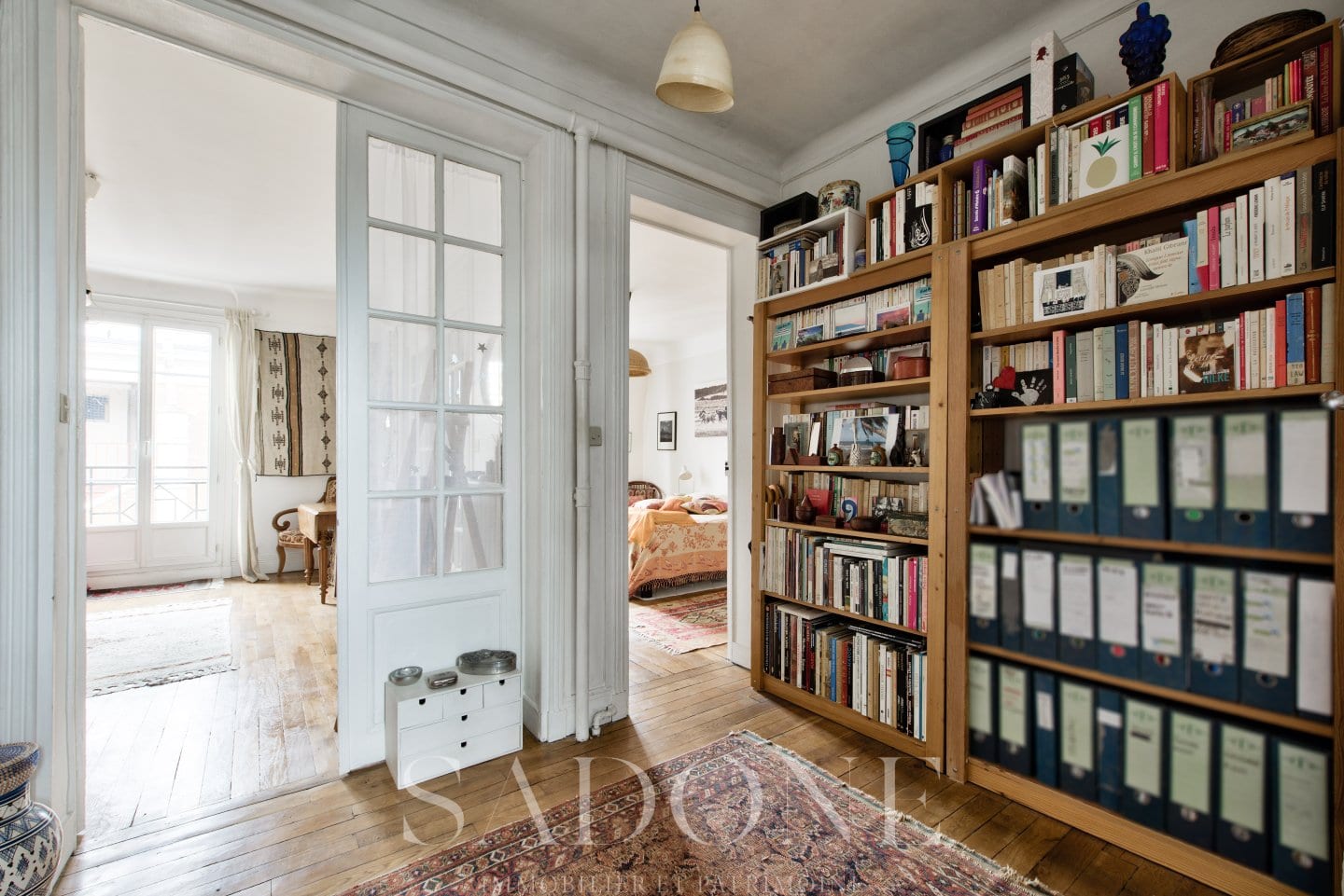 Exclusivité – Neuilly Sur Seine –  Pont de Neuilly – 2 pièces  – dernier étage – balcon – art déco