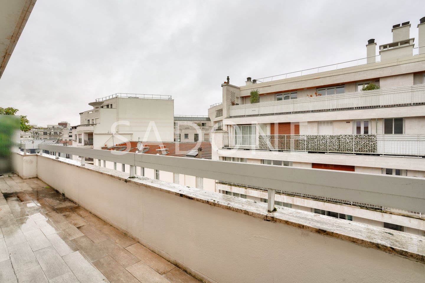 DUPLEX avec TERRASSE et BALCON : 3 pièces 55m².