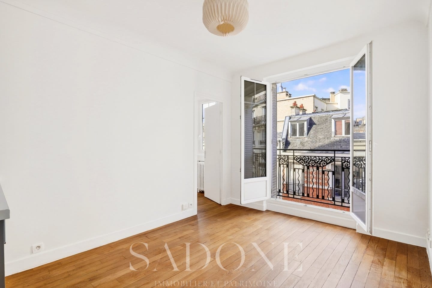 APPARTEMENT 2 PIECES – NEUILLY-SUR-SEINE -SABLONS