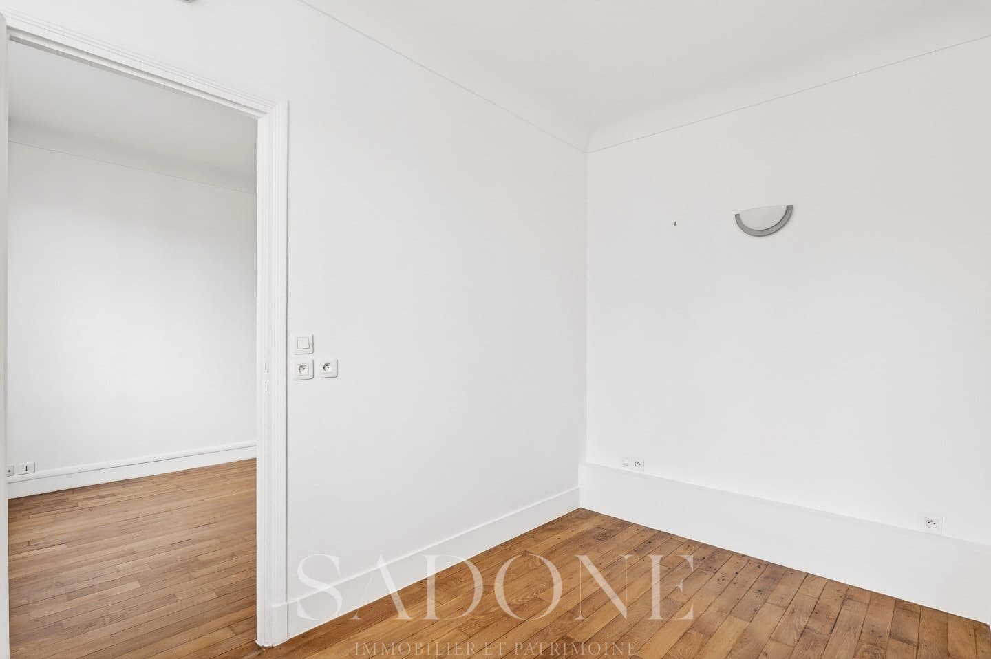 APPARTEMENT 2 PIECES – NEUILLY-SUR-SEINE -SABLONS