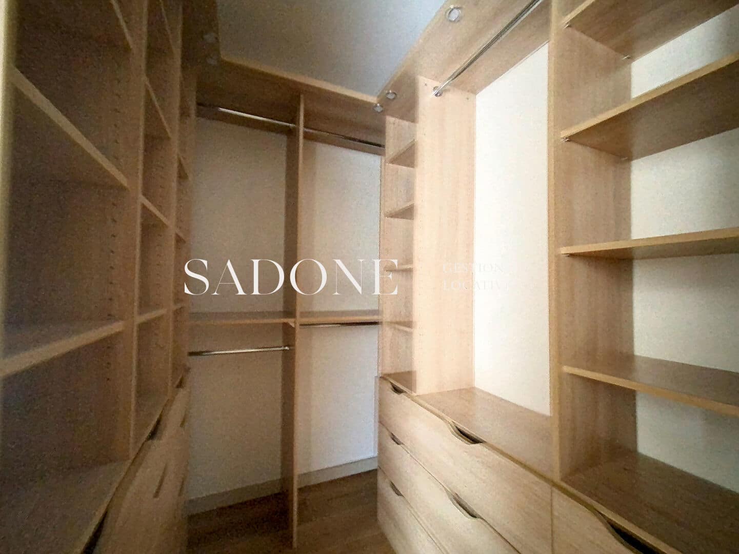 Appartement Neuilly Sur Seine 2 pièce(s) 55.36 m²