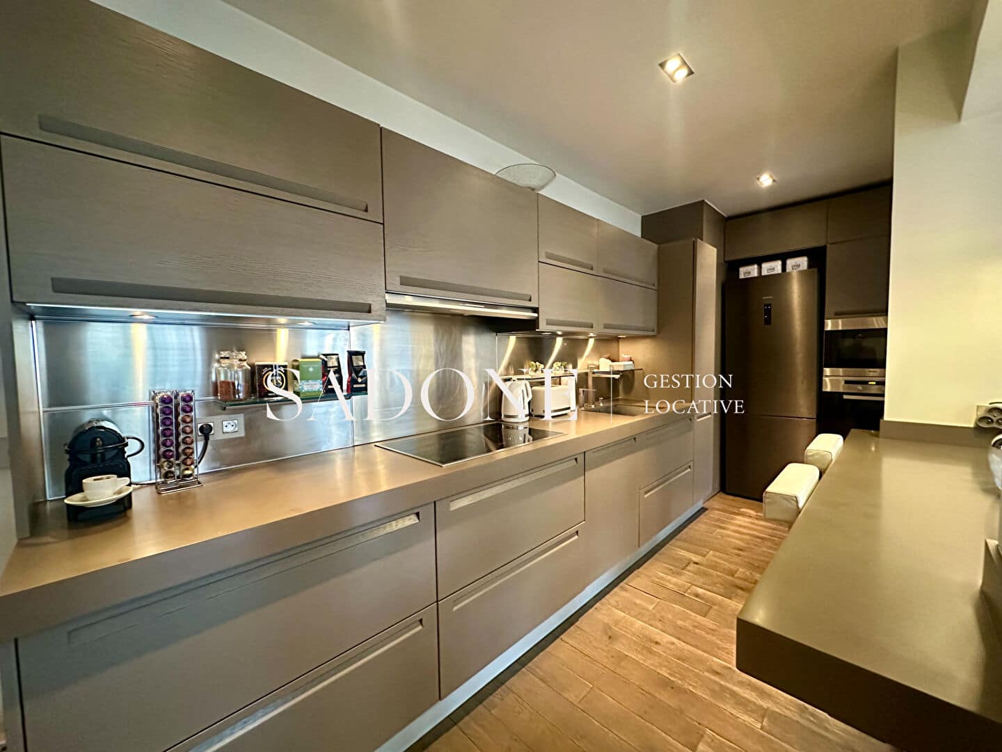 Appartement Neuilly Sur Seine 3 pièce(s) 90 m2