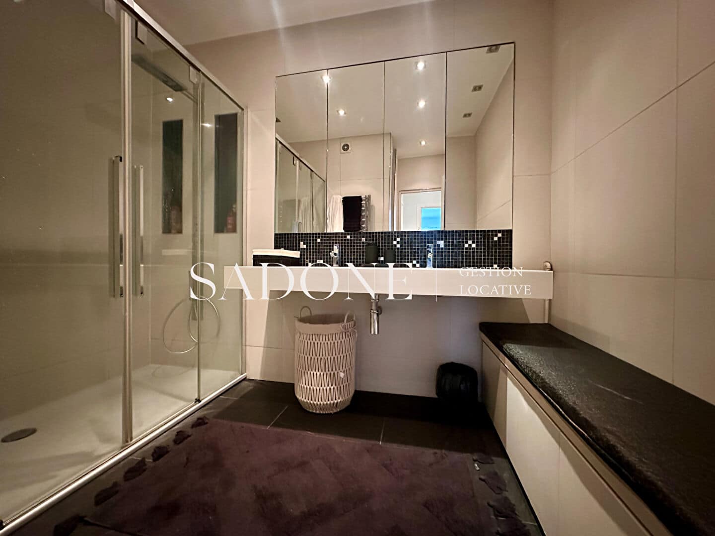 Appartement Neuilly Sur Seine 3 pièce(s) 90 m2